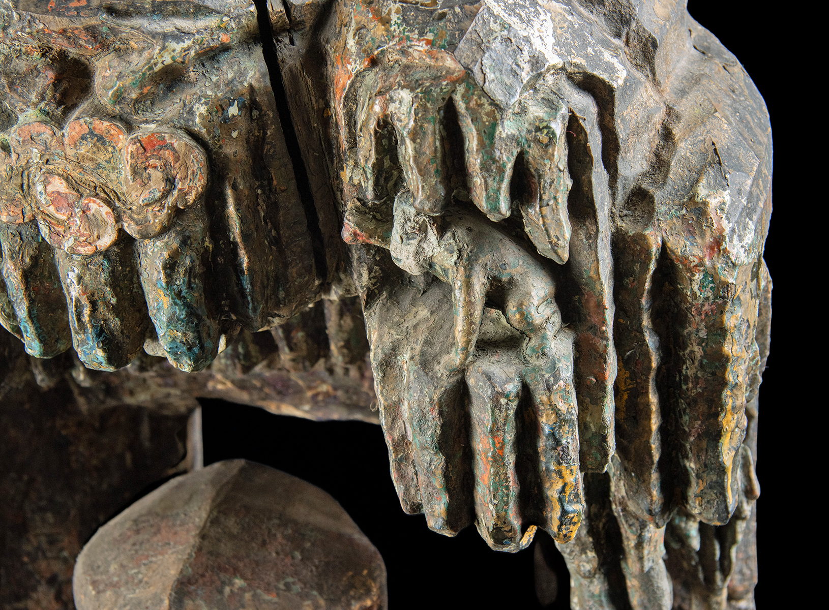 Huge 19th C. Chinese Wood Nanhai Guanyin in Grotto - Image 5