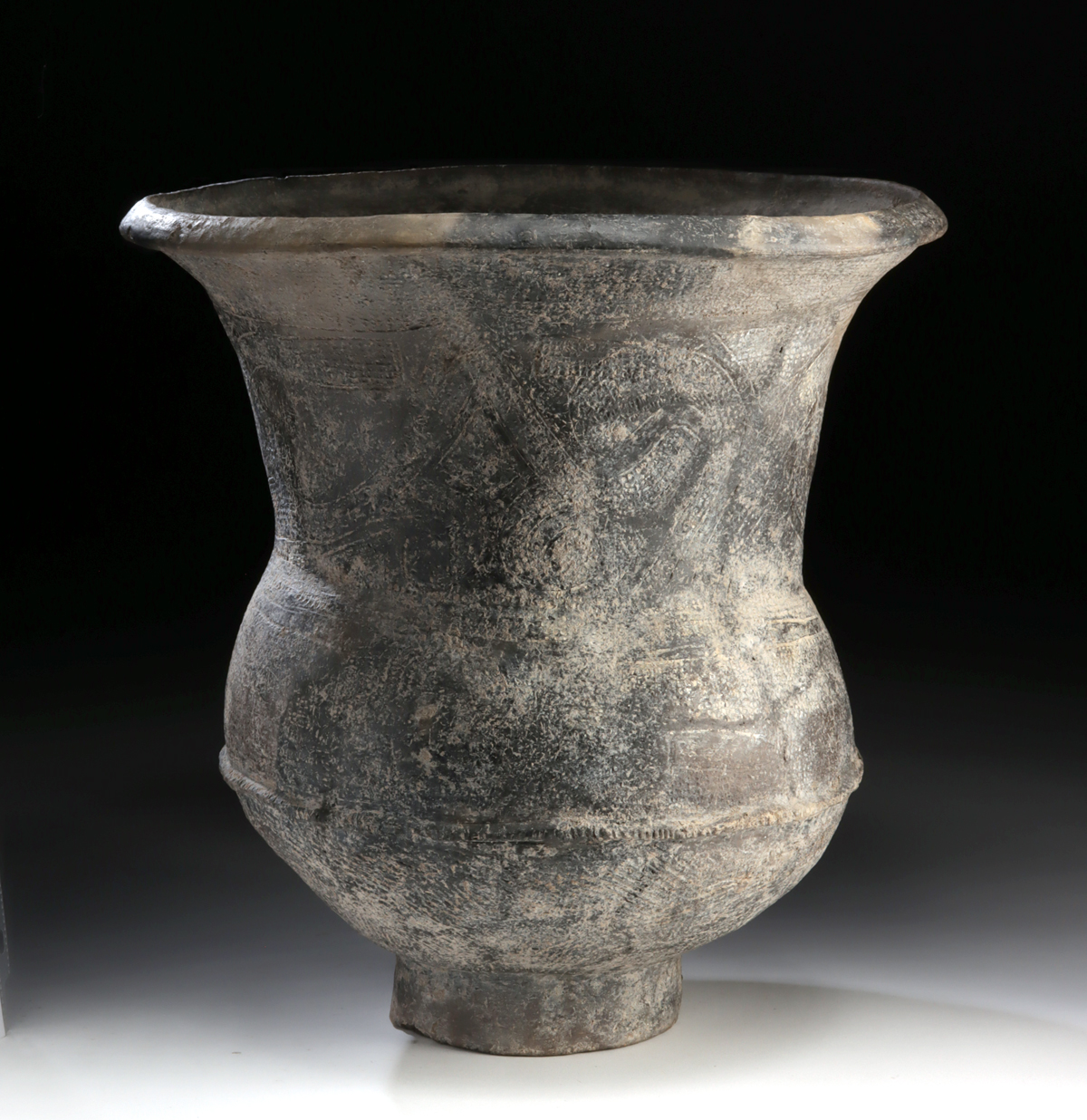 Ancient Thai Ban Chiang Grayware Urn (Paddle / Anvil) - Image 3