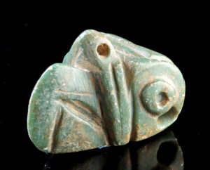 Lot 187, Auction 3/19/2026: Maya Honduras Greenstone Bird Head Pendant