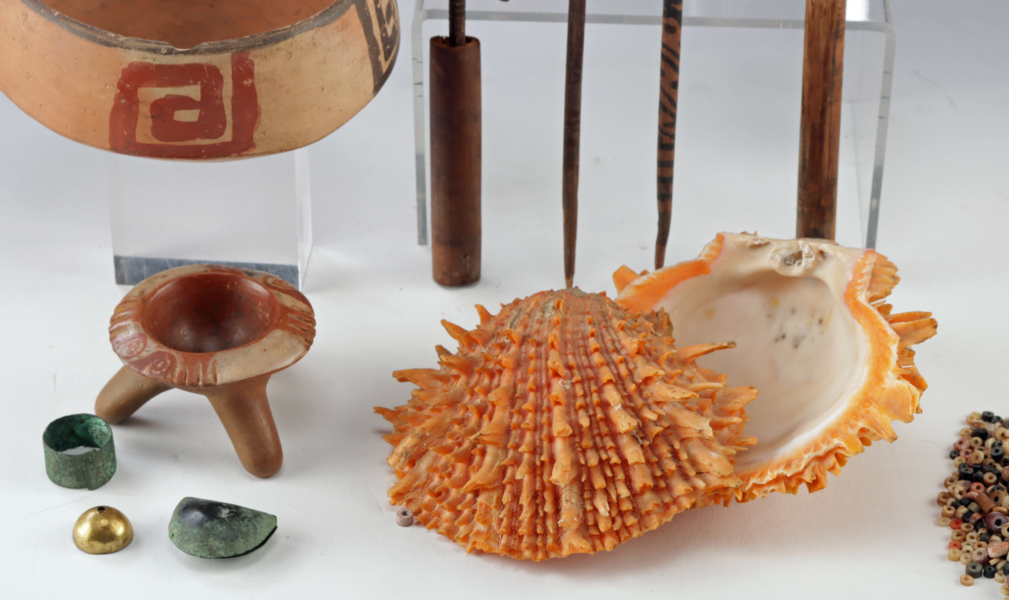 Lot 213a, Auction 3/19/2026: Andean & Mesoamerican Shell Beads, Pottery & Copper - Image 3