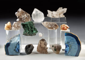 Lot 130a, Auction 3/19/2026: Natural Quartz Crystals, Malachite, & Geode Bookends