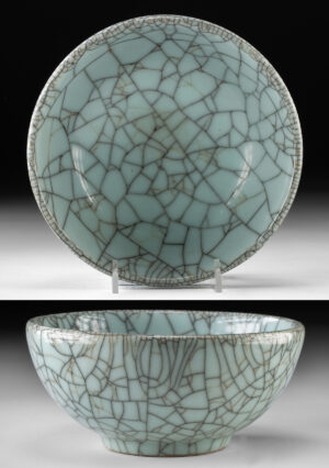 Lot 51, Auction 3/19/2026: Qing Crackle-Glazed Celadon Bowl in Ge Ware Style