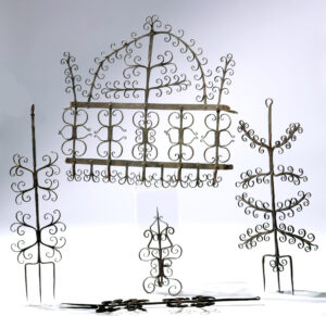 Lot 145, Auction 4/12/2026: Wrought Iron Scrolling Hearth Rack Hooks & Tools