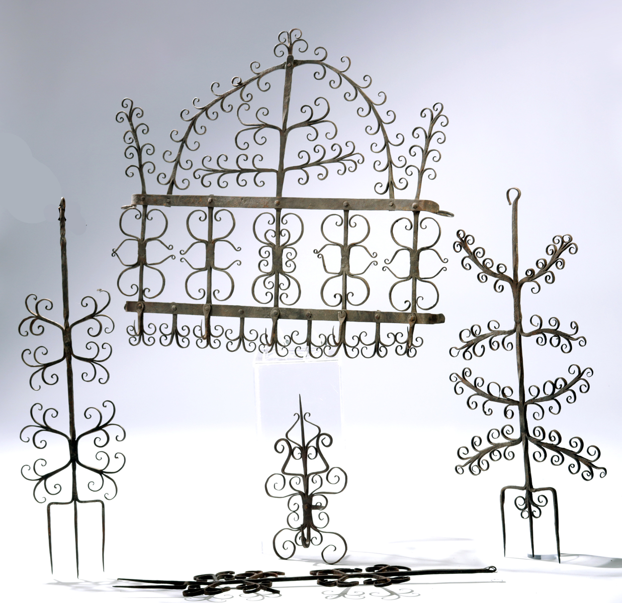 Lot 145, Auction 4/12/2026: Wrought Iron Scrolling Hearth Rack Hooks & Tools