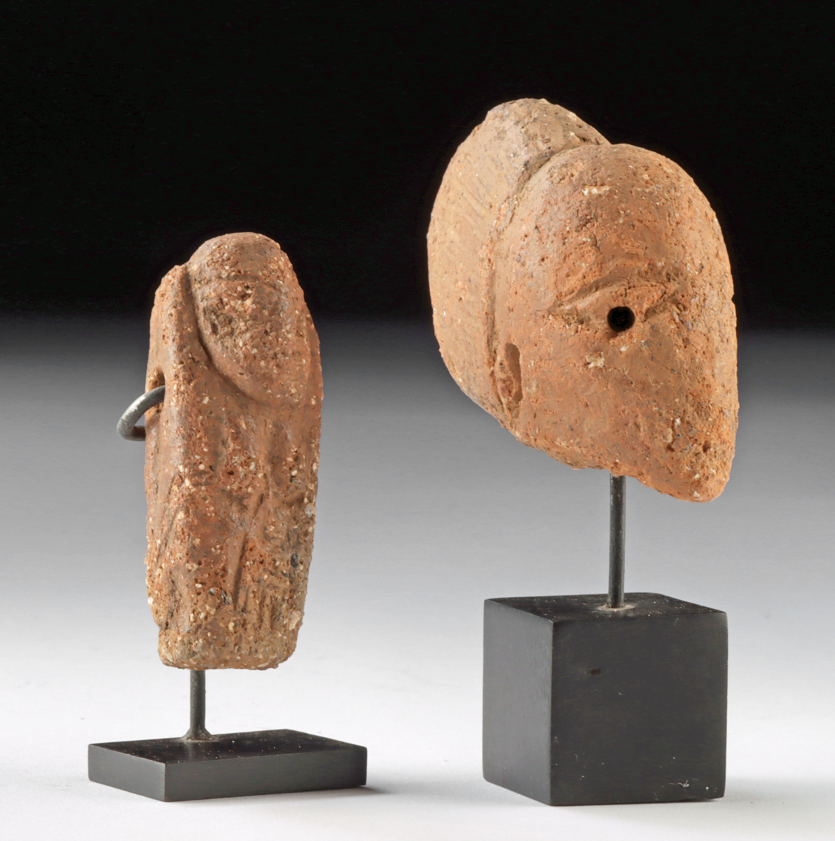 Lot 76d, Auction 4/12/2026: Nok Miniature Terracotta Head & Figure