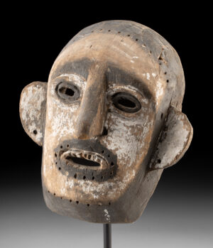 Lot 116c, Auction 4/12/2026: Dayak Anthropomorphic Wood Mask w/ Kaolin Pigments