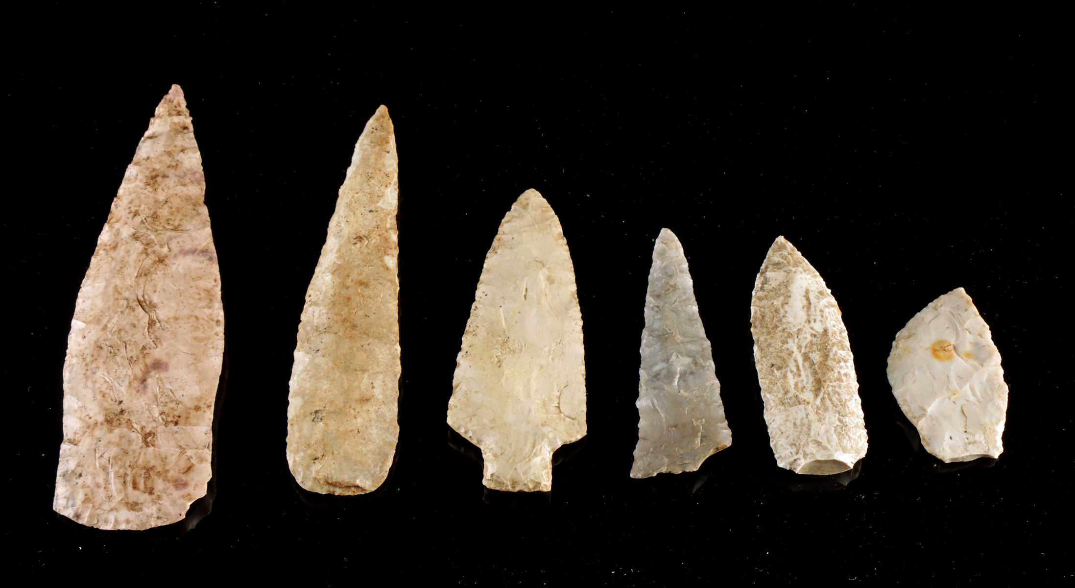 Lot 39a, Auction 4/12/2026: Six Ancient Native American Spear Points & Chert Tools