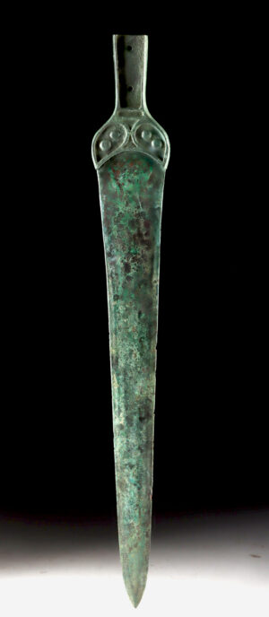 Lot 147a, Auction 4/3/2026: Late Bronze-Age Flange-Hilted Dagger (Dirk)