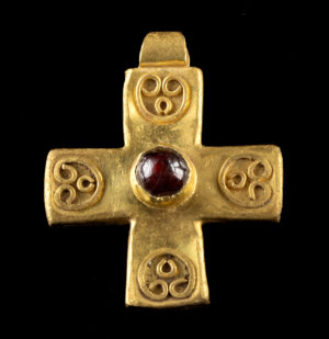 Lot 229, Auction 4/3/2026: Neoclassical 20kt Gold Cross with Inset Garnet