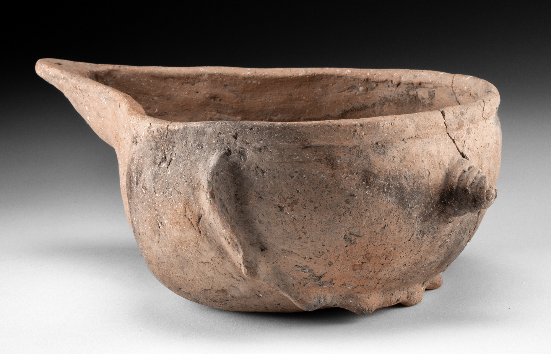 Lot 32, Auction 4/12/2026: Mississippian Pottery Whelk Shell Effigy Basin