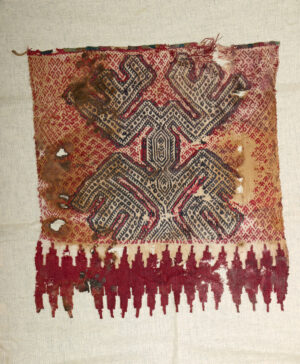 Lot 69, Auction 4/12/2026: Chimu Wool Mantle Panel - Abstract Creature