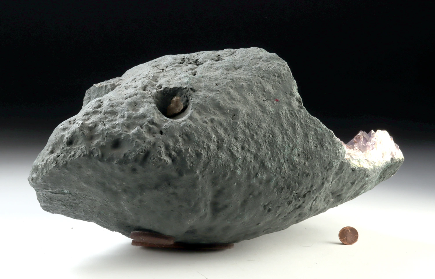 Large Natural Amethyst Geode, Sparkling Druzy Interior (Auction 2026-06-05, Lot 129A) - Image 3