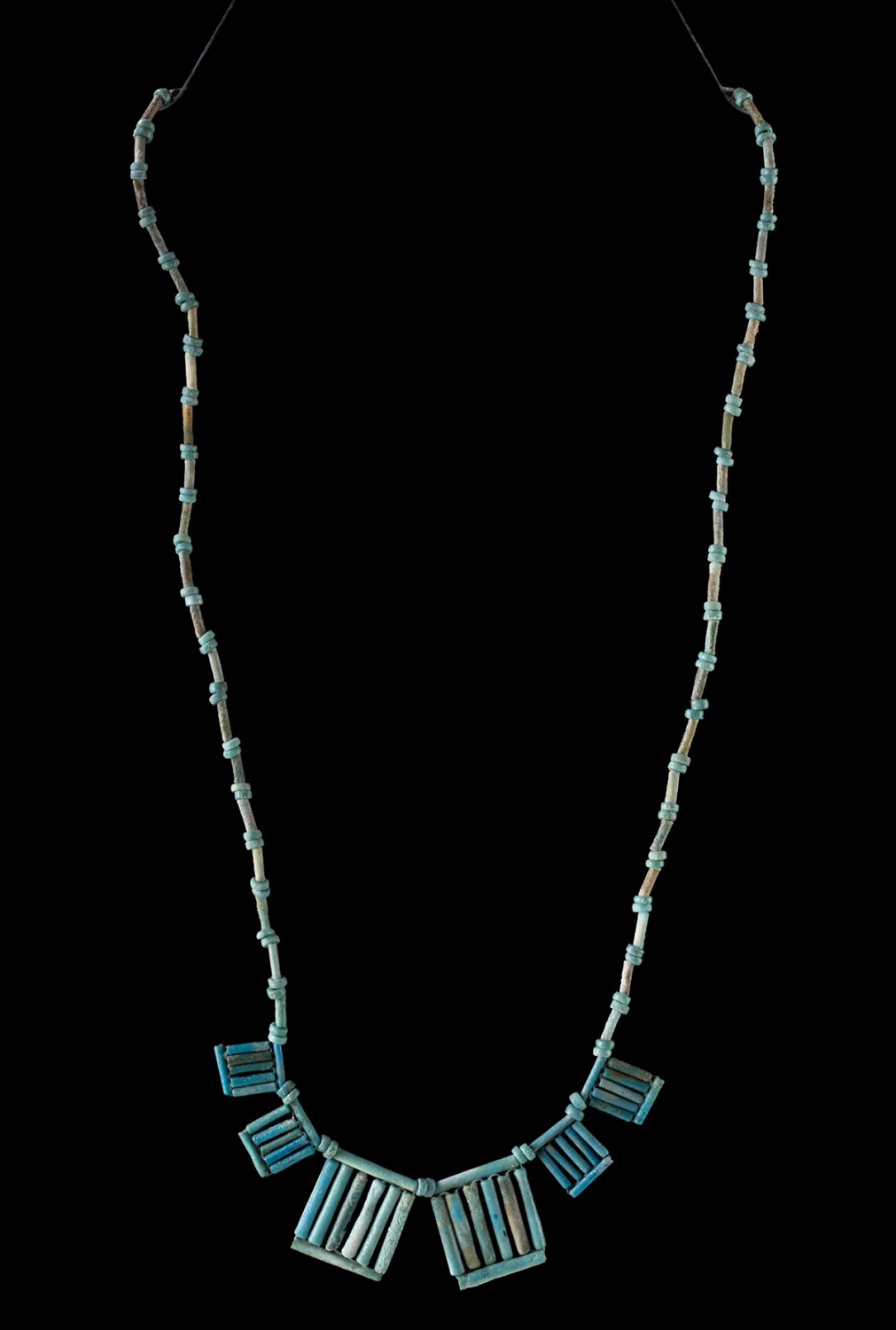 Egyptian Faience Bead Necklace, Bright Turquoise Hue (Auction 2026-06-05, Lot 160)