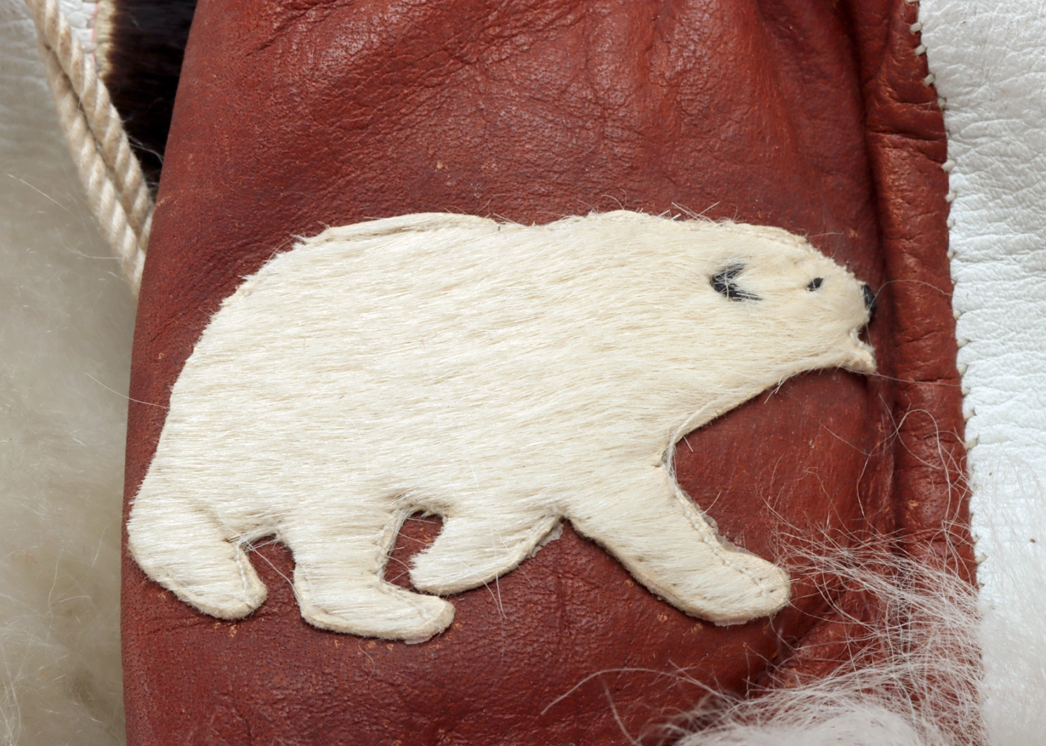 Inuit Seal Fur Mukluks, Bear & Caribou Appliques (Auction 2026-06-05, Lot 117) - Image 4