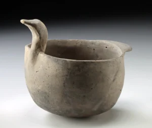 Mississippian Pottery Duck Effigy Bow (Auction 2026-06-05, Lot 84)