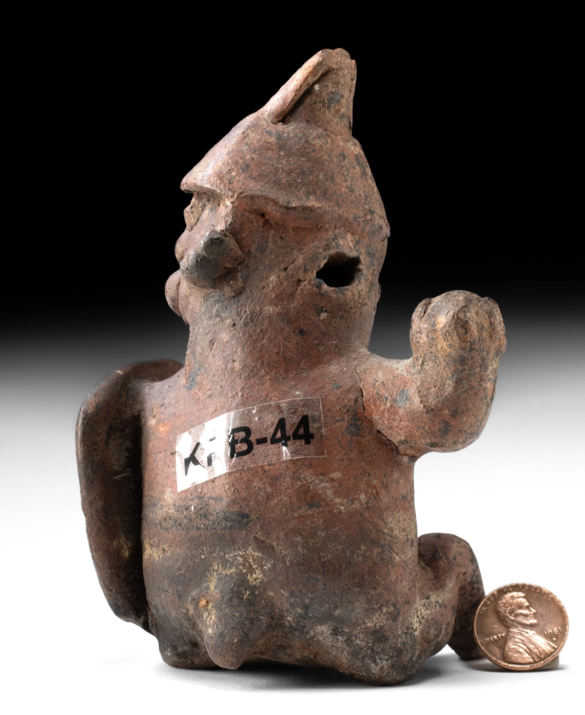 Nayarit Pottery Seated Warrior with Shield (Auction 2026-06-05, Lot 51) - Image 3