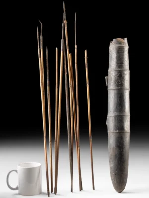 Papua New Guinea Bark & Hide Quiver w/ 12 Wood Arrows (Auction 2026-06-05, Lot 157)