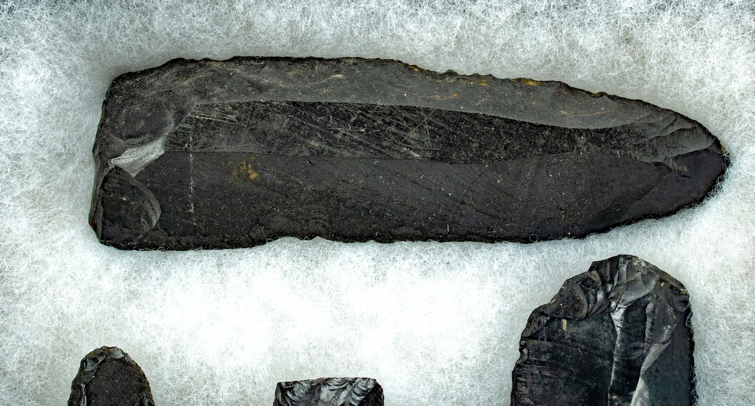 Fine Colima Knapped Obsidian Spears / Knife Blades (4) (Auction 2026-06-05, Lot 40) - Image 3