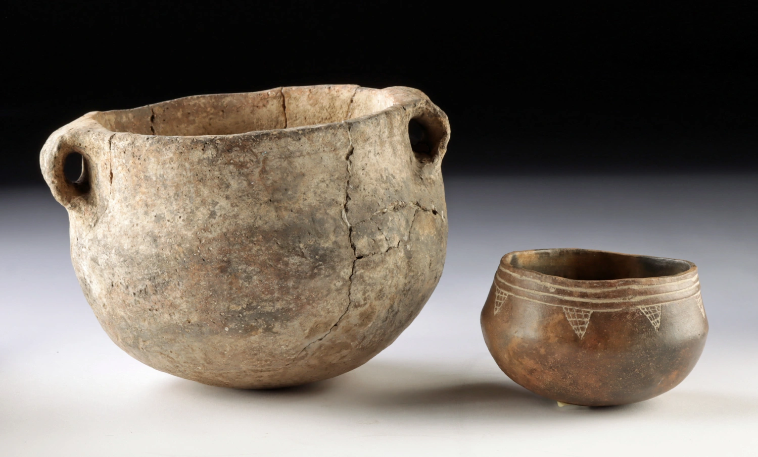 Two Mississippian Caddo Pottery Vessels (Auction 2026-06-05, Lot 91) - Image 3