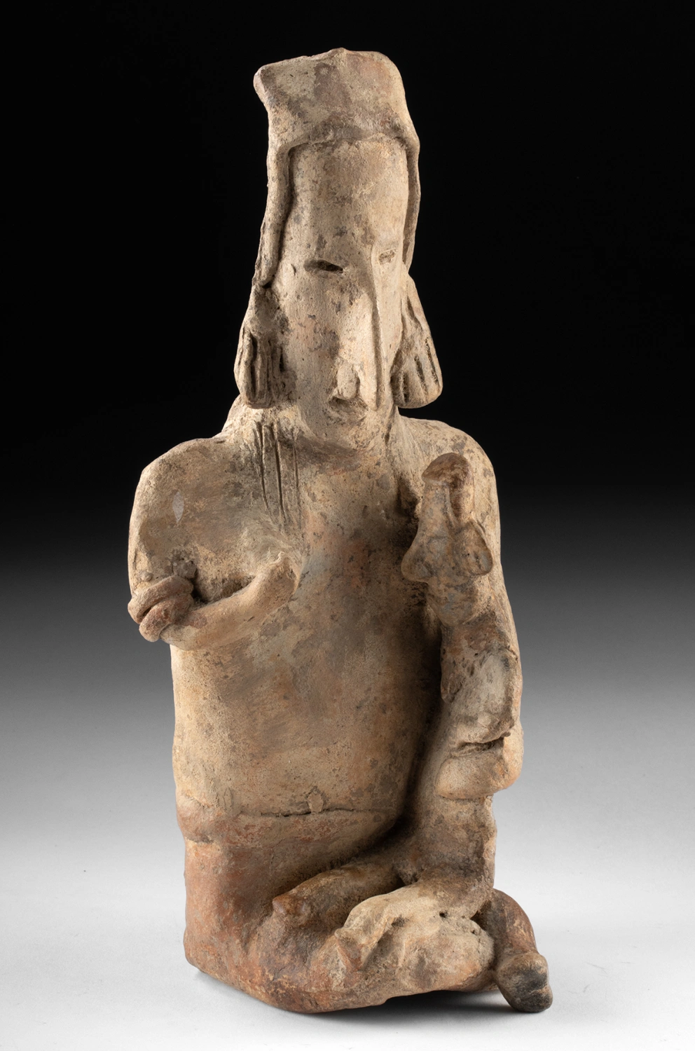 Ancient Jalisco Mother with Child Pottery Figure (Auction 2026-06-05, Lot 38)