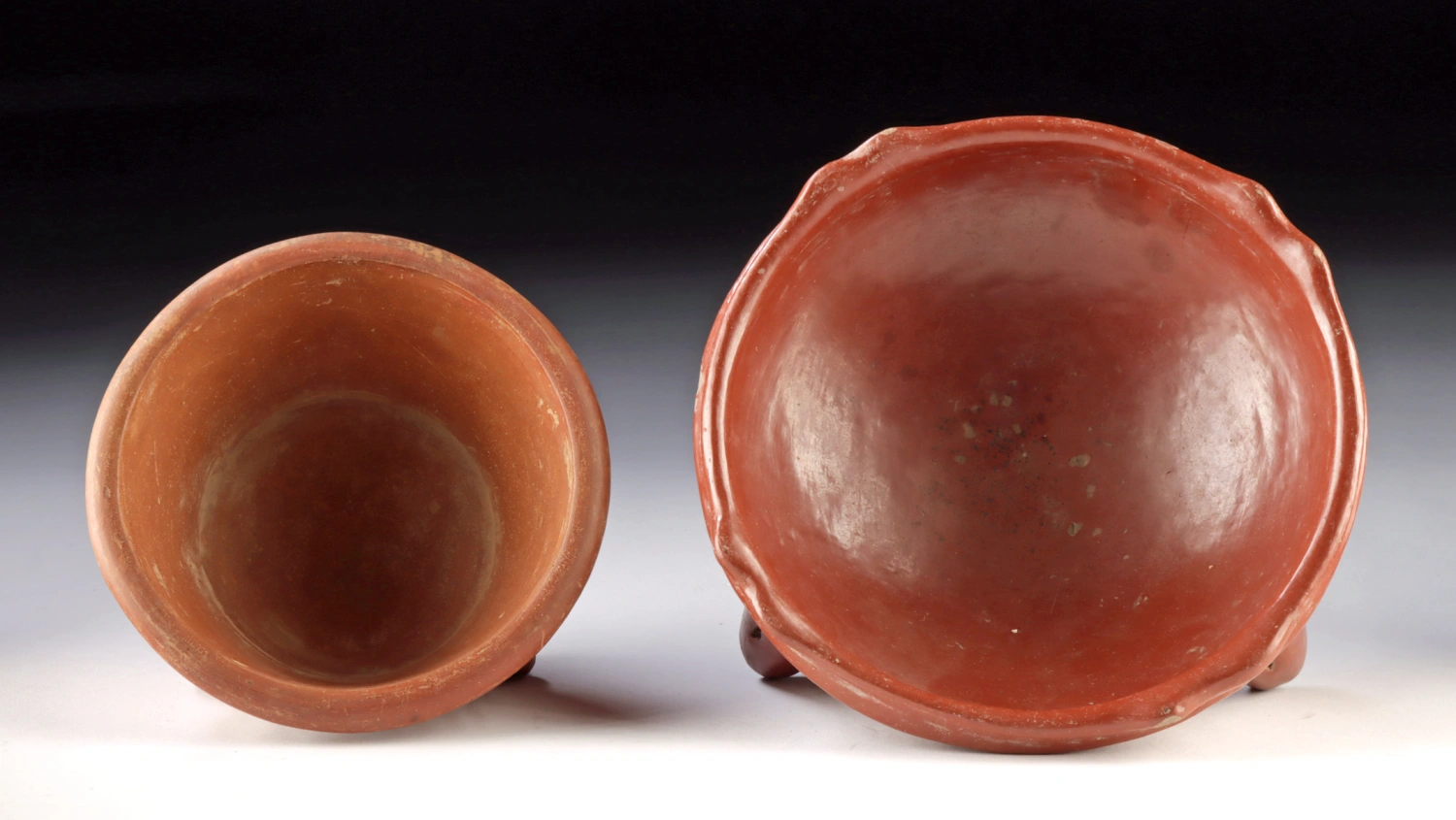 Chupicuaro & Costa Rican Redware Tripod Vessels (Auction 2026-06-05, Lot 34) - Image 4